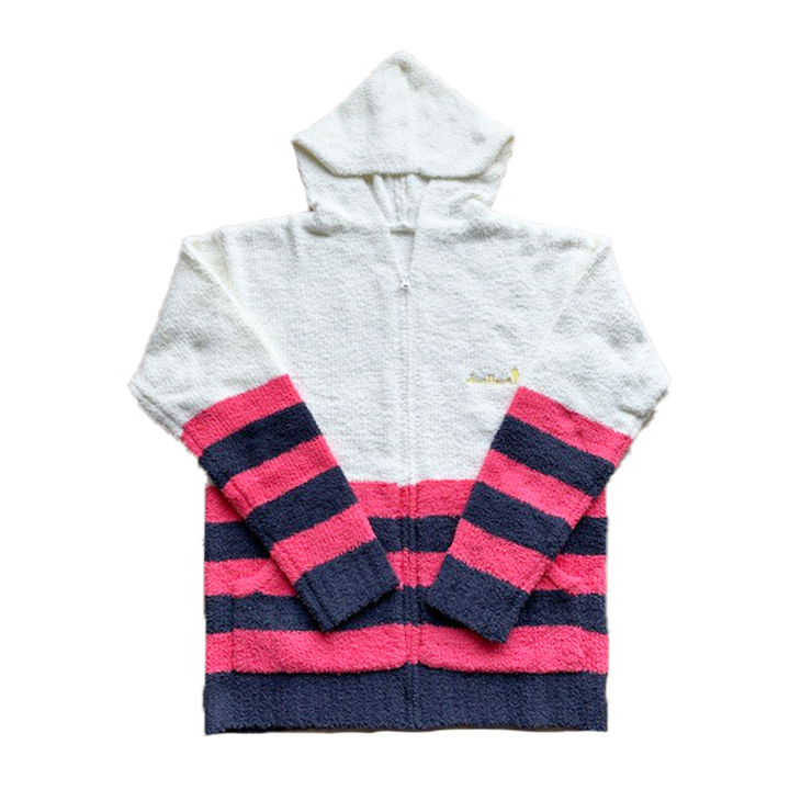 もこもこパーカー