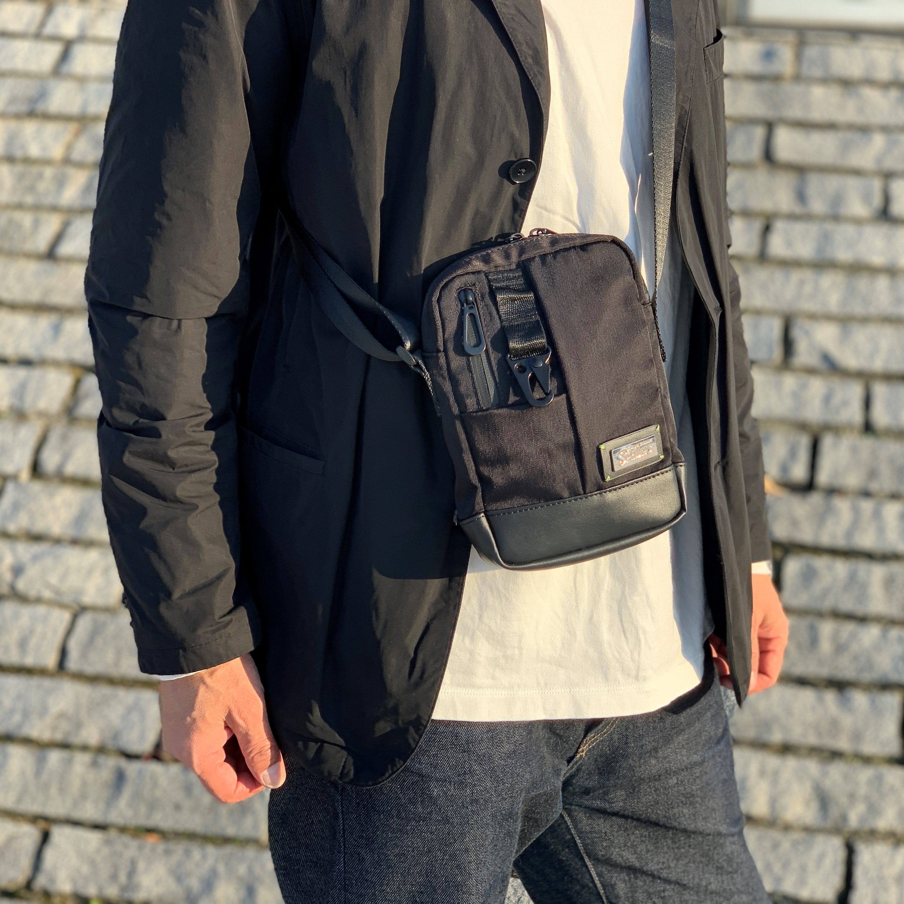 スワローズシンプルメタルミニショルダーバッグ