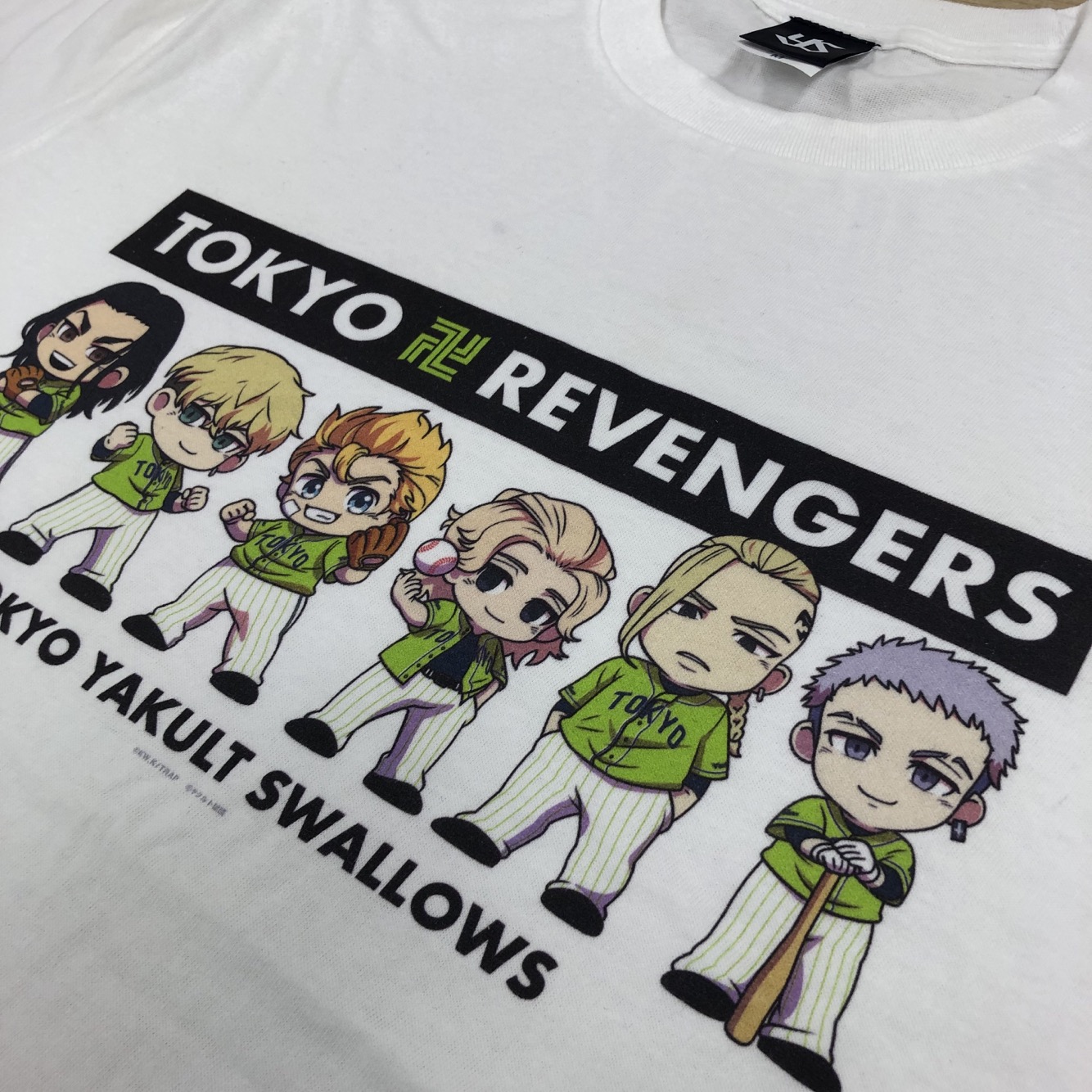 【2024BF】Swallows×東京リベンジャーズTシャツ（ミニキャラ/燕パワー）ホワイト　集合