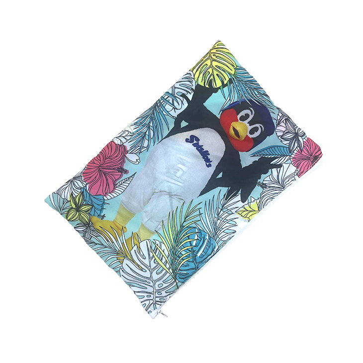 【2025年7月つばの日】ポーチ付き冷感ブランケット