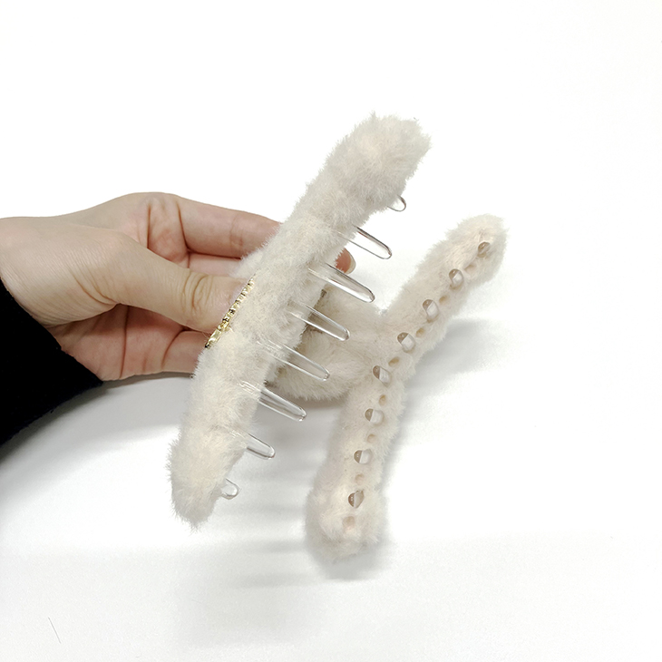 【ファン感謝DAY2025】SWALLOWSロゴファーバンス