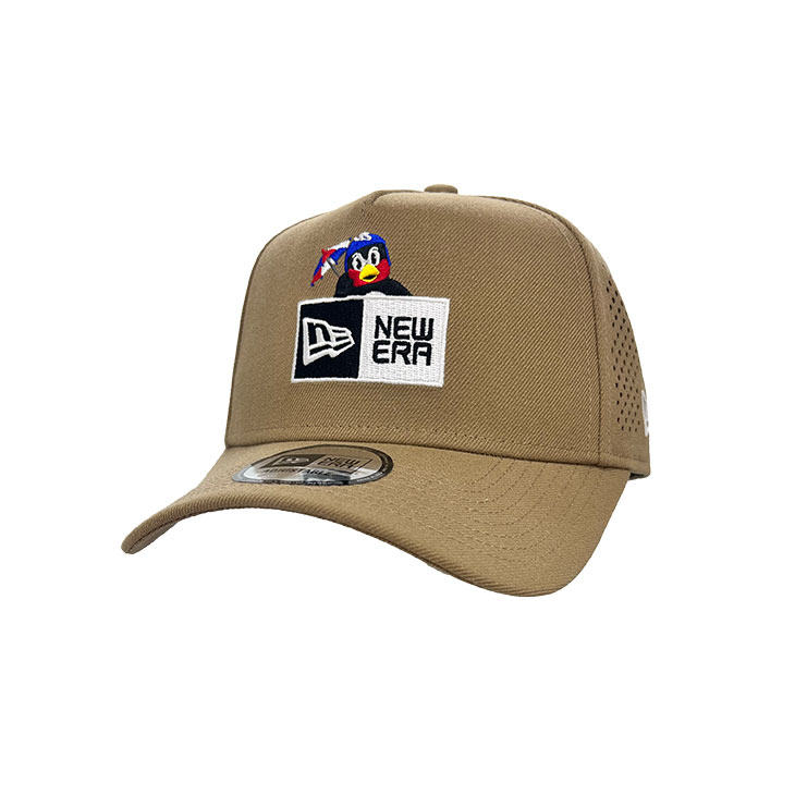 【2026年5月つばの日】AFRAME TRUCKER NEWERA×2896BOXロゴ（KHAKI）